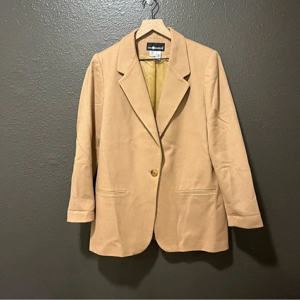 Vintage Sag Harbor 100% Wool Tan Blazer Size 14